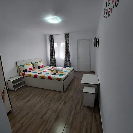 Adelina Guest house 3*